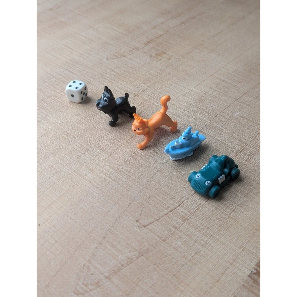 Hasbro Monopoly Junior Replacement Pieces Player Tokens And 1 Dice